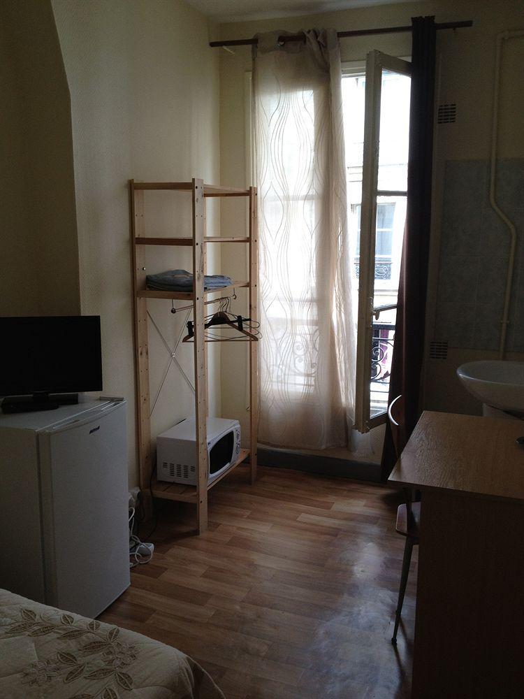 Au Royal Mad Hotel Paris Luaran gambar