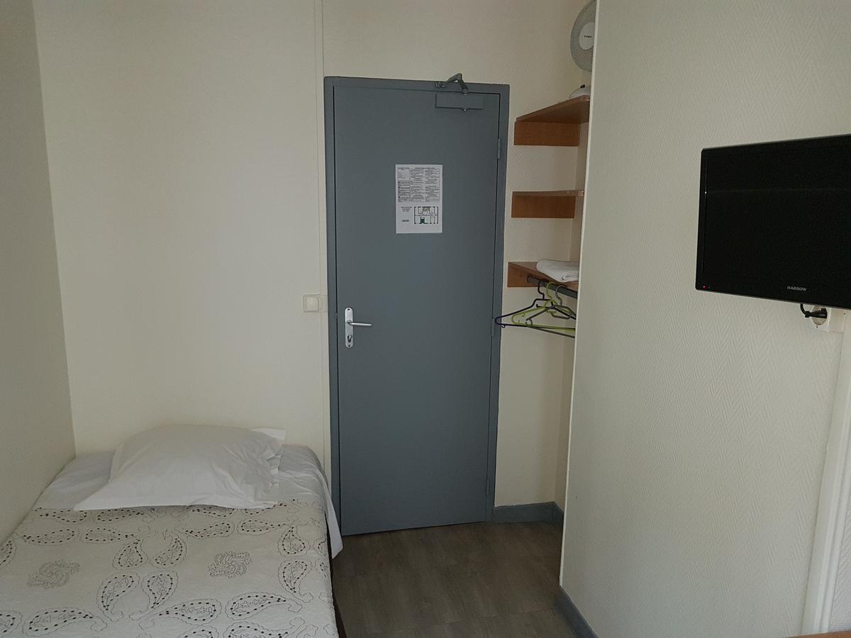 Au Royal Mad Hotel Paris Luaran gambar