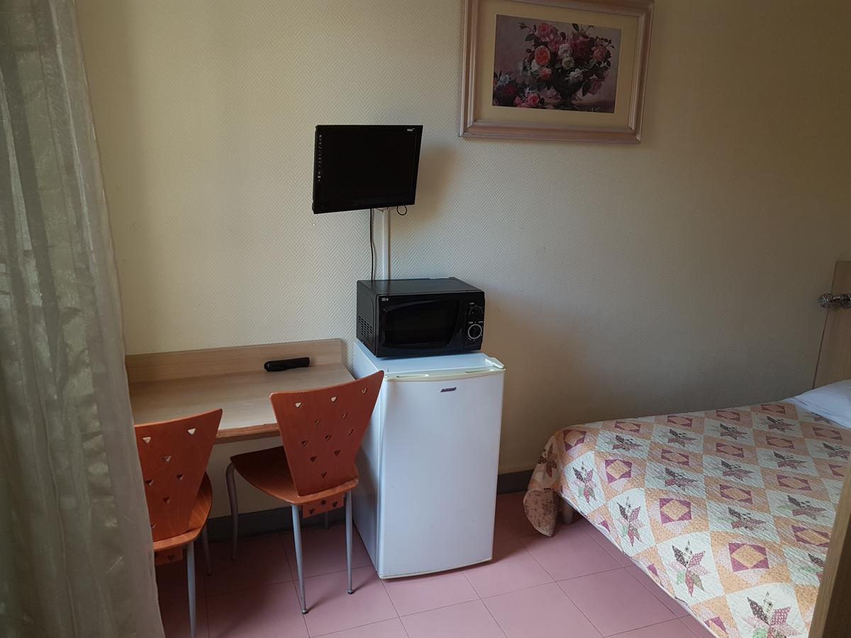Au Royal Mad Hotel Paris Luaran gambar